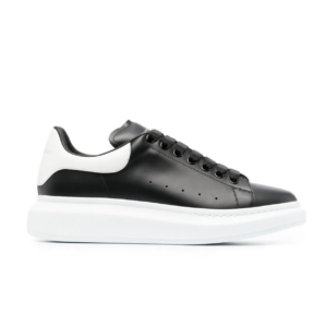 alexander-mcqueen-oversized-black-white